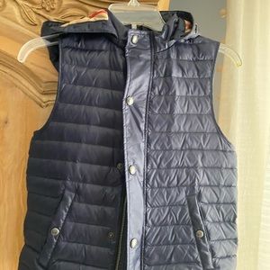 Burberry vest, boy’s size 12, removable hood